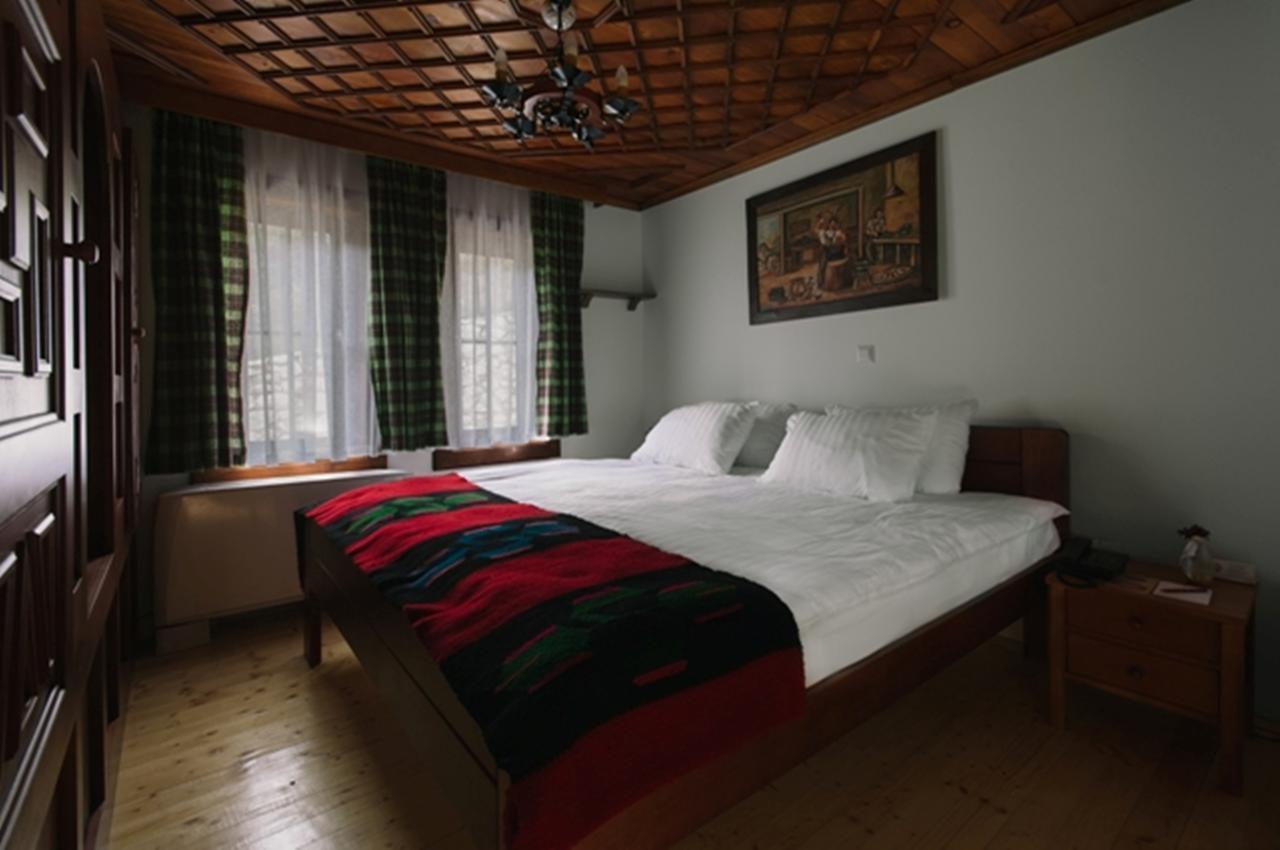 Macedonian Village Hotel & Resort Skopje Esterno foto